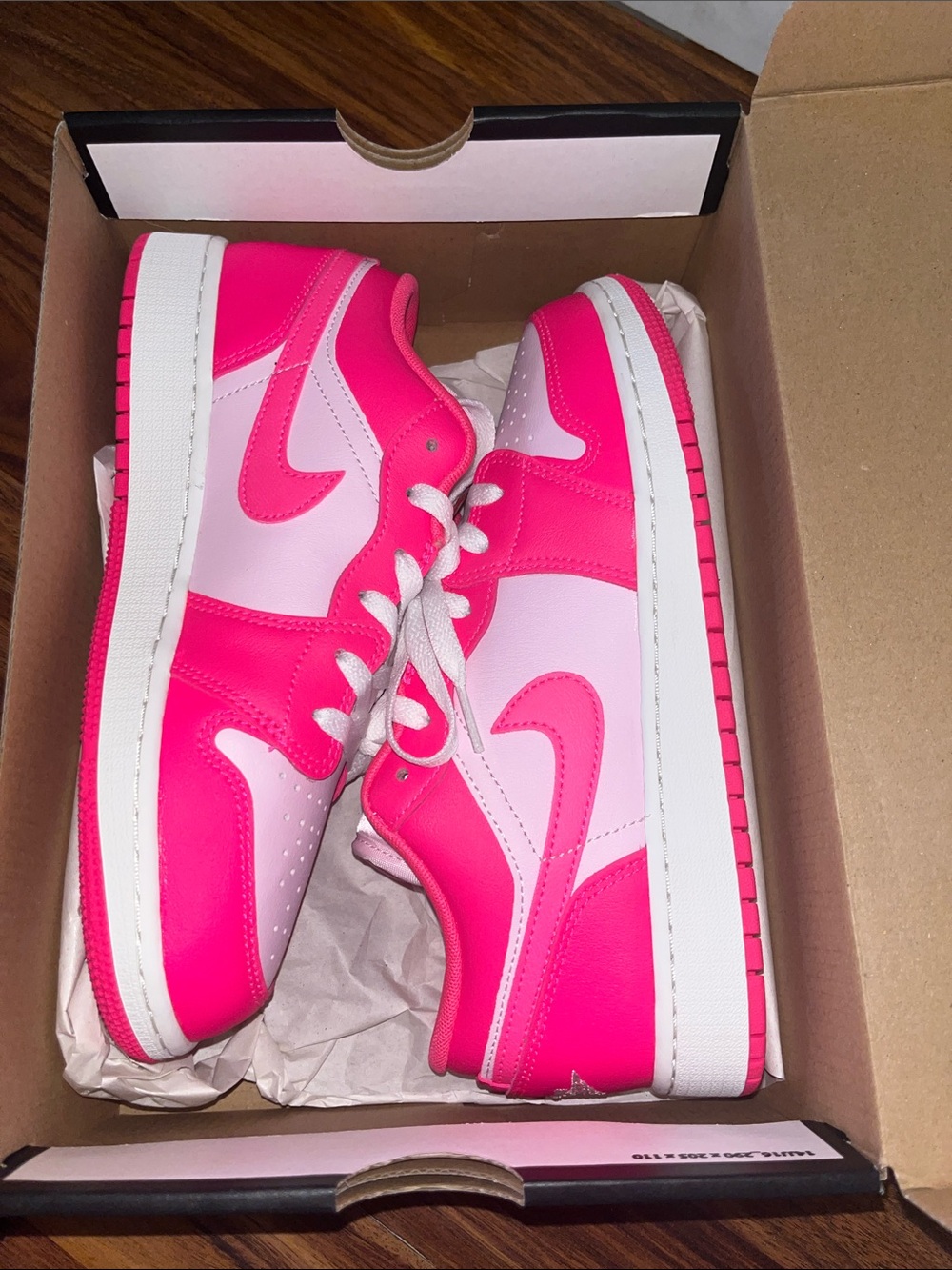 Nike Air Jordan Low Top Sneakers - Light Pink & Hot Pink. Brand New. Youth 6.5 - Picture 7 of 9